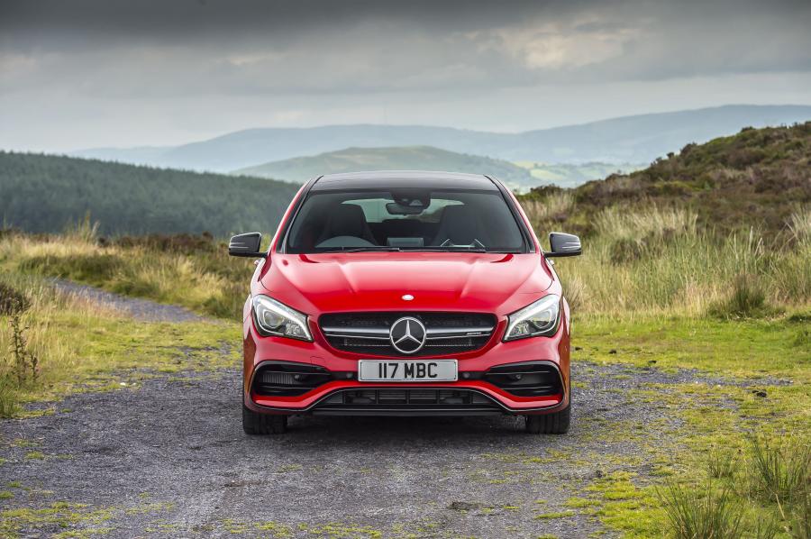  Mercedes-AMG CLA45 4Matic Shooting Brake 2016 года  (UK) (фото 14 из 26)